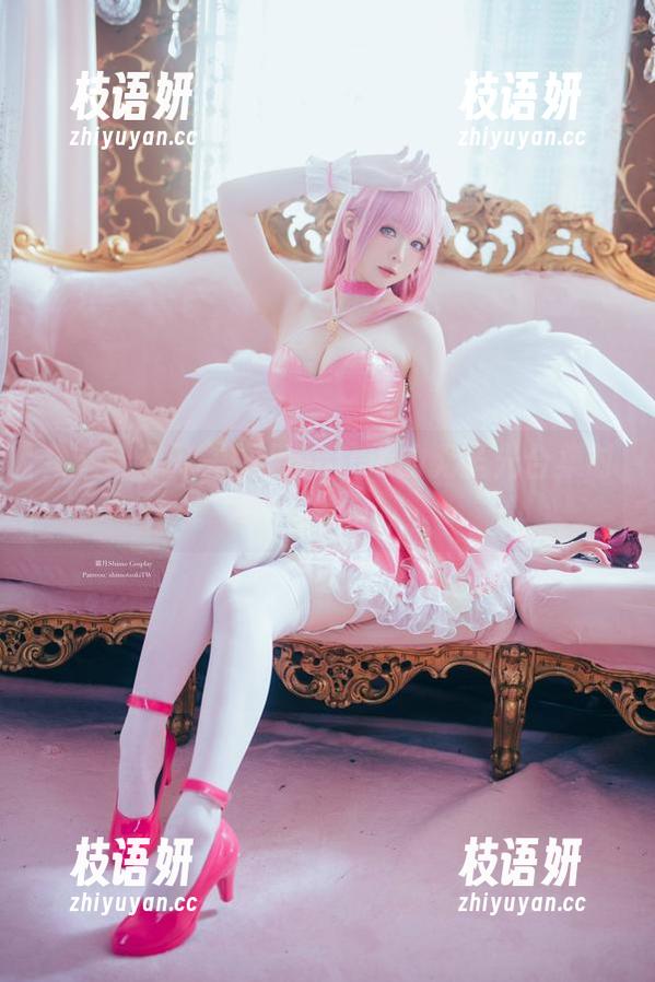 角卷绵芽开关霜月shimo的无圣光合集时刻