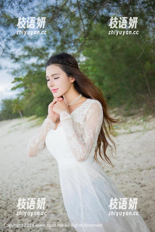 青豆客 - 热辣更新！黄歆苑chobits的泳装图包，让你一秒变身海滩焦点！