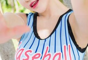 魅妍社 – 沈佳熹的白裙，图包里的清新风，怎一个“香”字了得